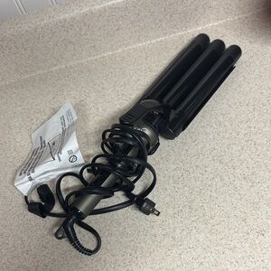 ION  Black Hair Waver